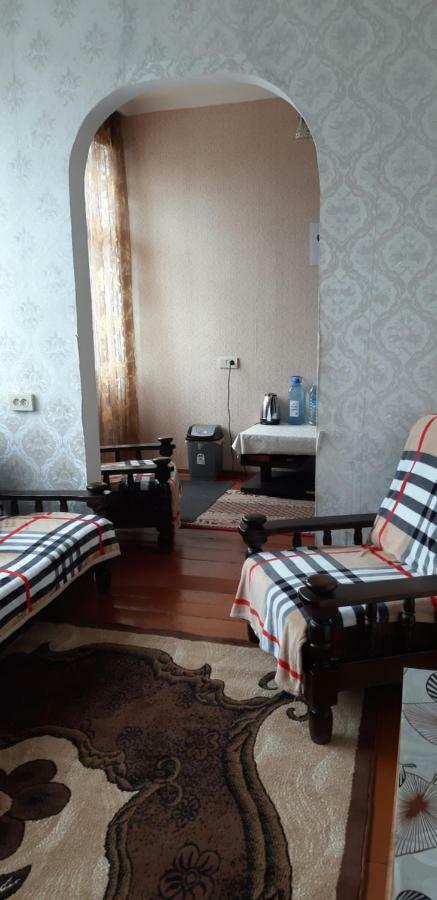 Nikoloz Guesthouse Kazbegi Ngoại thất bức ảnh
